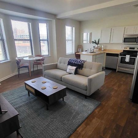 Amazing 1 Bedroom Apt In City Center デトロイト エクステリア 写真