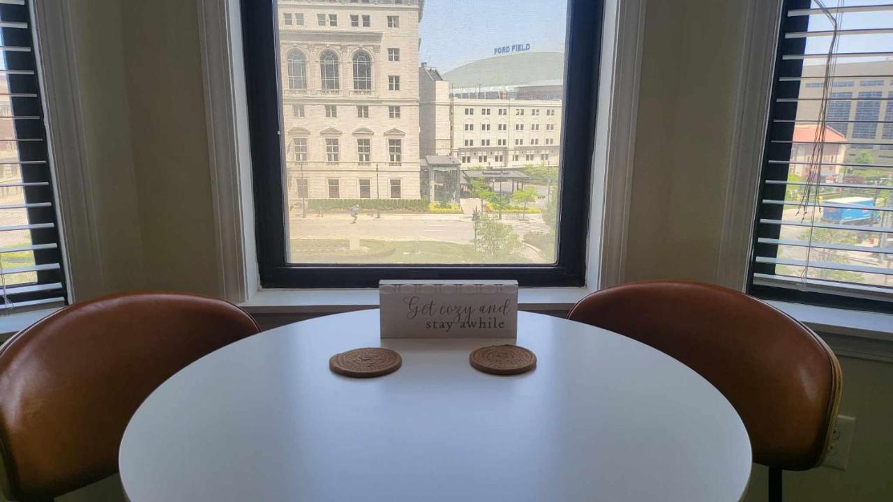 Amazing 1 Bedroom Apt In City Center デトロイト エクステリア 写真